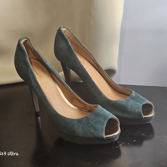 COACH SUEDE PEEPTOES in EMERALD GREEN 9.5 - Picture 3 of 4